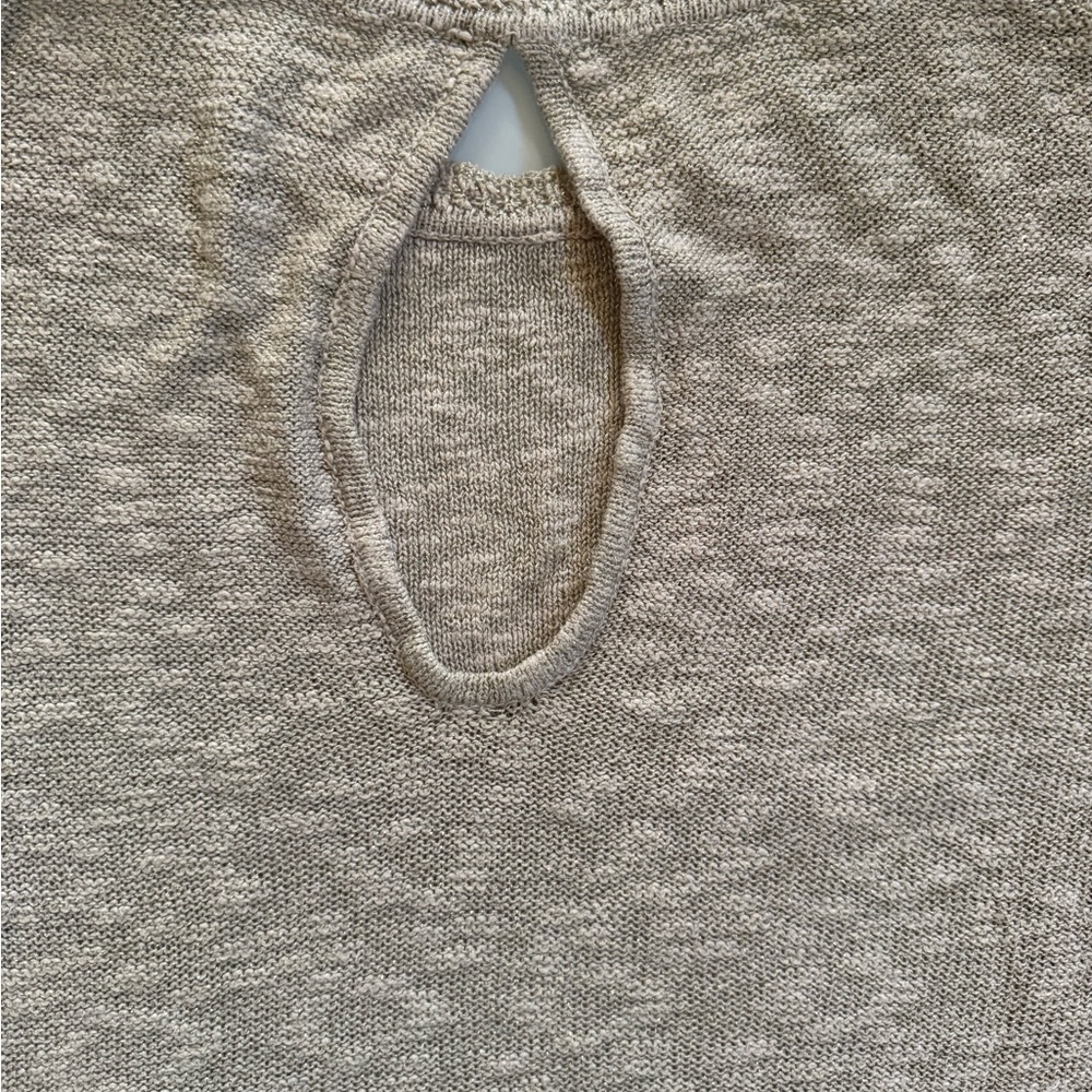 Studio Y gold Knit Women's Sweater - Picture 4 of 11